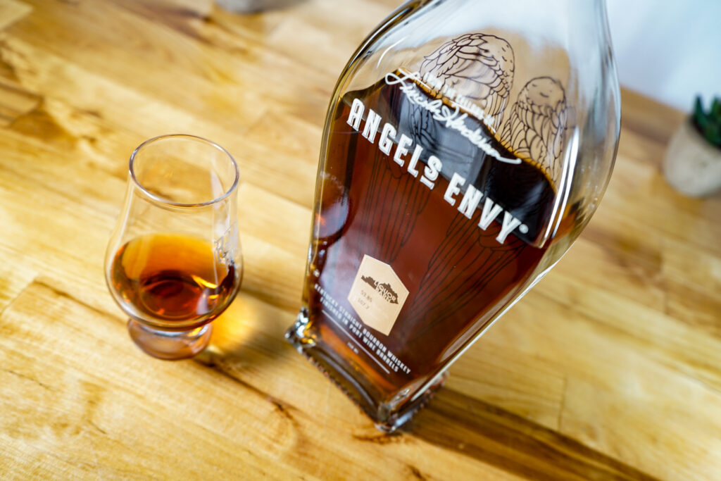 Angel’s Envy Private Selection Liquor Barn Exclusive spirit image