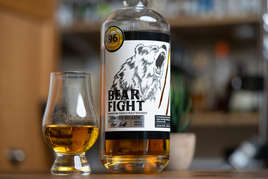 Bear Fight American Single Malt Whiskey spirit image