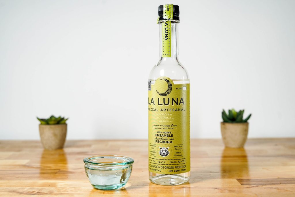 La Luna Ensamble destilado con Pechuga