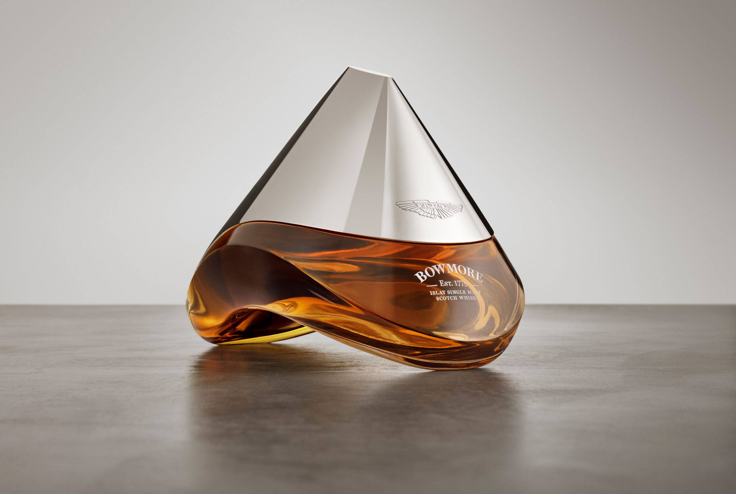 Bowmore, Aston Martin Launch $75,000 ARC-52 Whisky to US