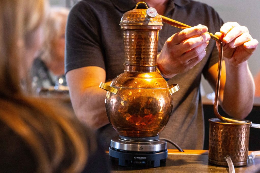 Shakespeare Distillery Rum School still