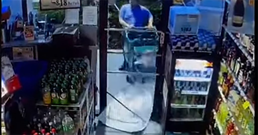 See Florida Man Commit Buggy Bulgary, Uses Children’s Cart to Break into Liquor Store