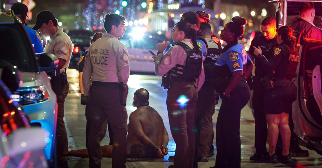 Business Owner Sueing City Over Liquor Store Curfew in Miami Beach, Area Plagued by Violence During Spring Break