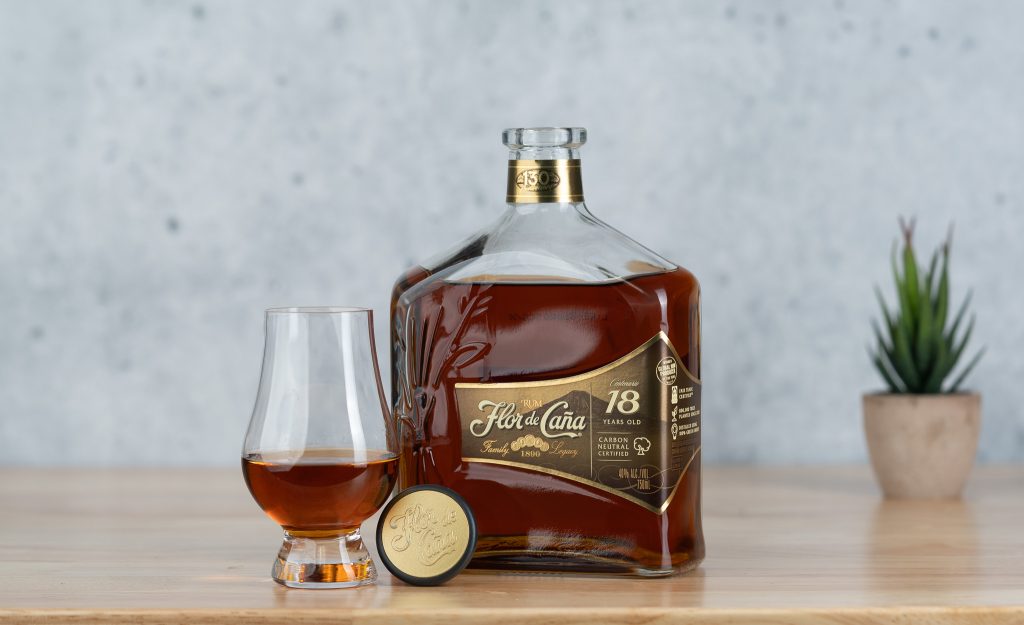 Flor de Caña 18 spirit image
