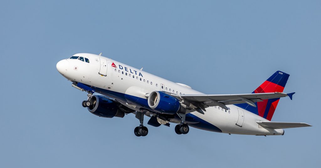 Allegedly Drunk Delta Pilot Grounded After Being Arrested for Attempting to Fly Over the Limit