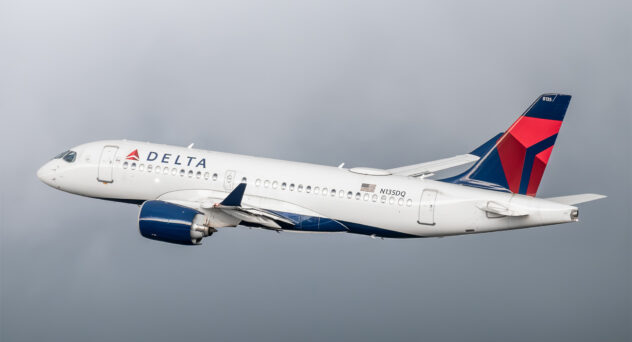 Woman Sues Delta Airlines After Drunk off-Duty Pilot Groped and Kissed Passenger on Board Plane, Flight Attendant Failed to Intervene, Kept Serving Alcohol