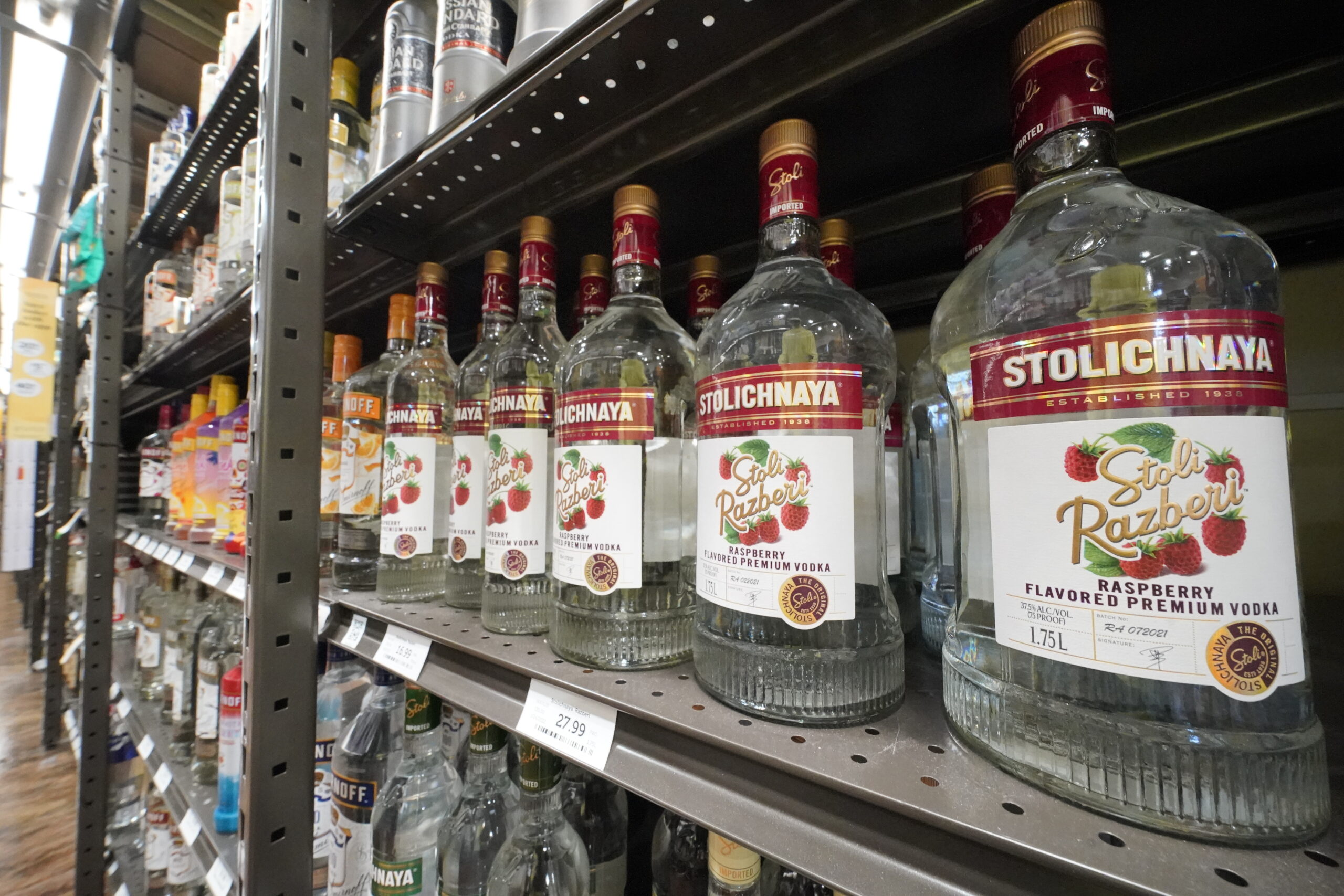 Stoli
