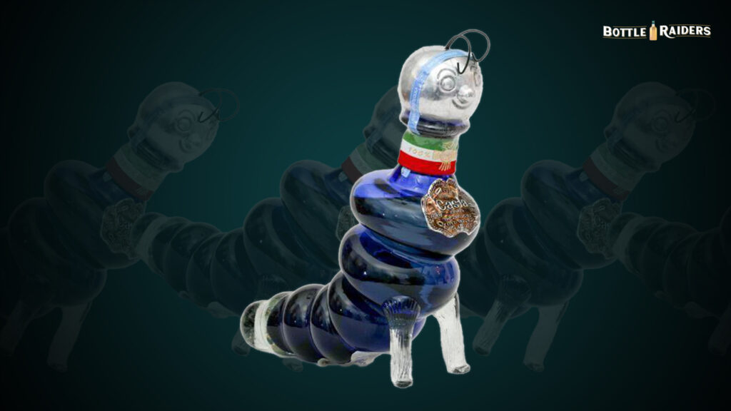 Casta Pasión Worm Bottle Tequila Añejo spirit image