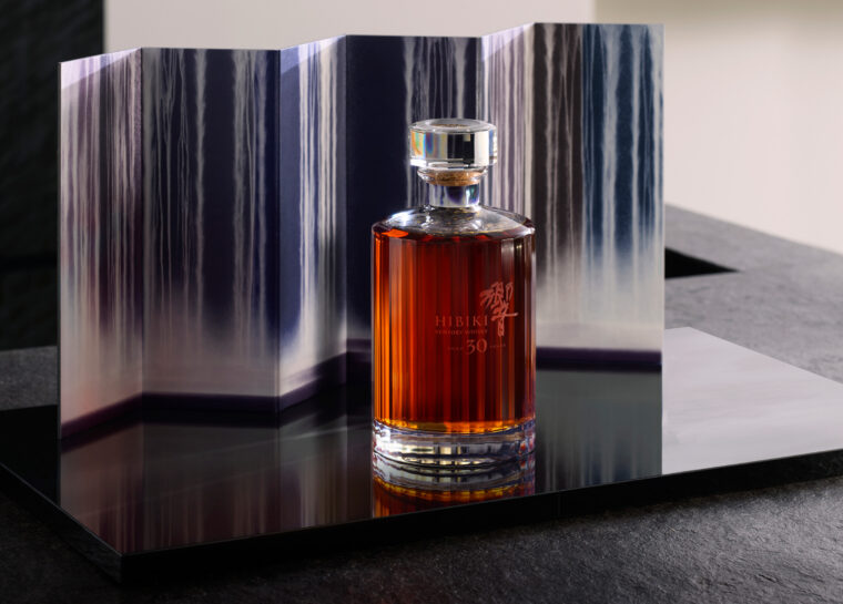 Hibiki Partners with Painter Hiroshi Senju for Limited Edition Japanese Whiskies spirit image