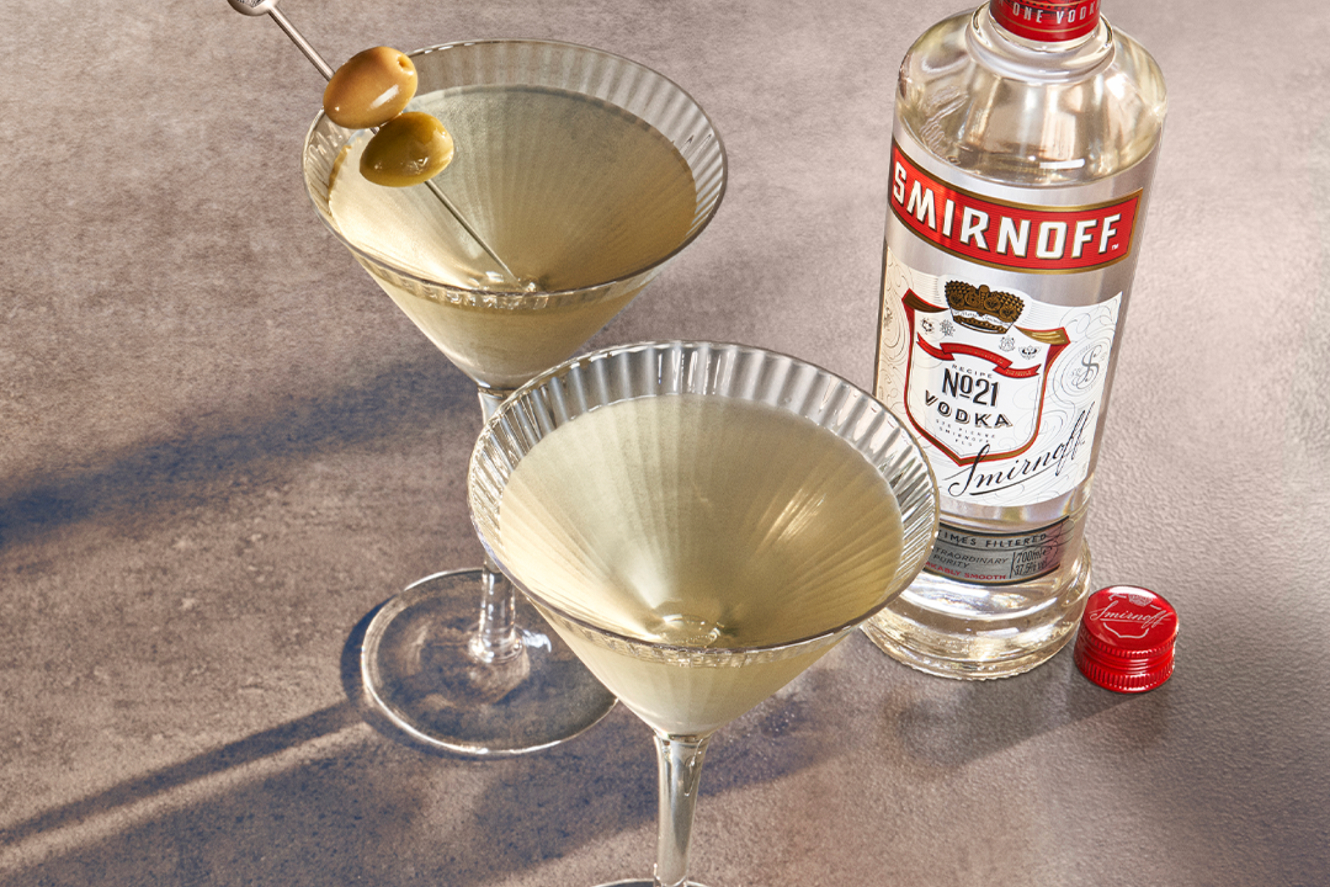 Smirnoff Dirty Martini cocktail image