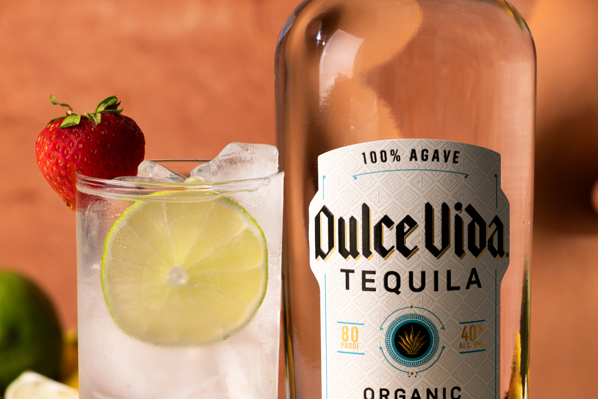 Dulce Vida Strawberry Limeade cocktail image