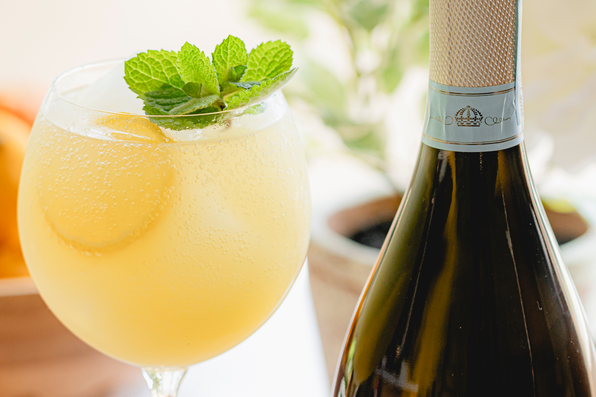 Limoncello Spritz cocktail image