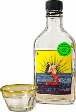 Mezcal Verde Momento spirit image